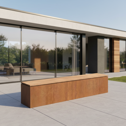 Sitzbank mit Holzauflage